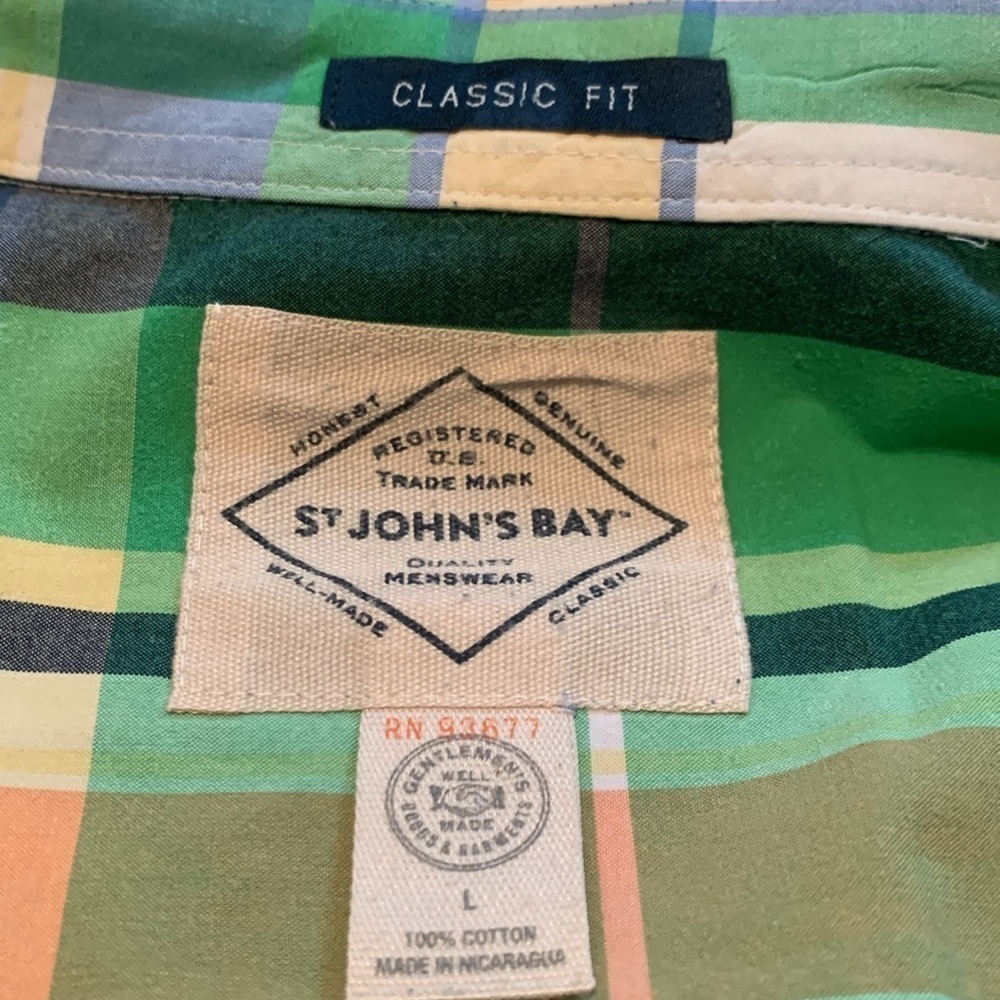St. John’s Bay Classic Fit Button Down Collared Short Sleeve Plaid Shirt Men’s L - Picture 2 of 11